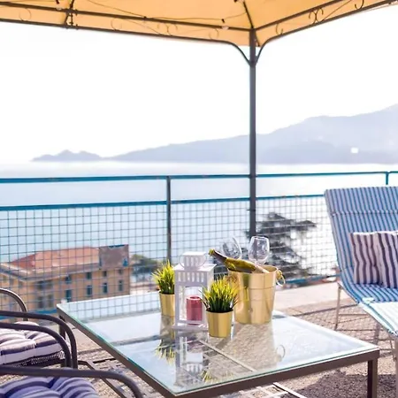 Panoramic Sea View Terrace - Free Parking - Wifi * Rapallo